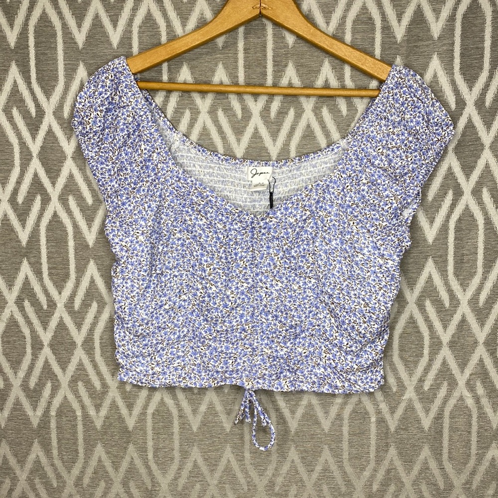 Japna Crop Top Blue Floral Pattern NWT Off the Shoulder Cap Sleeve Size: Medium